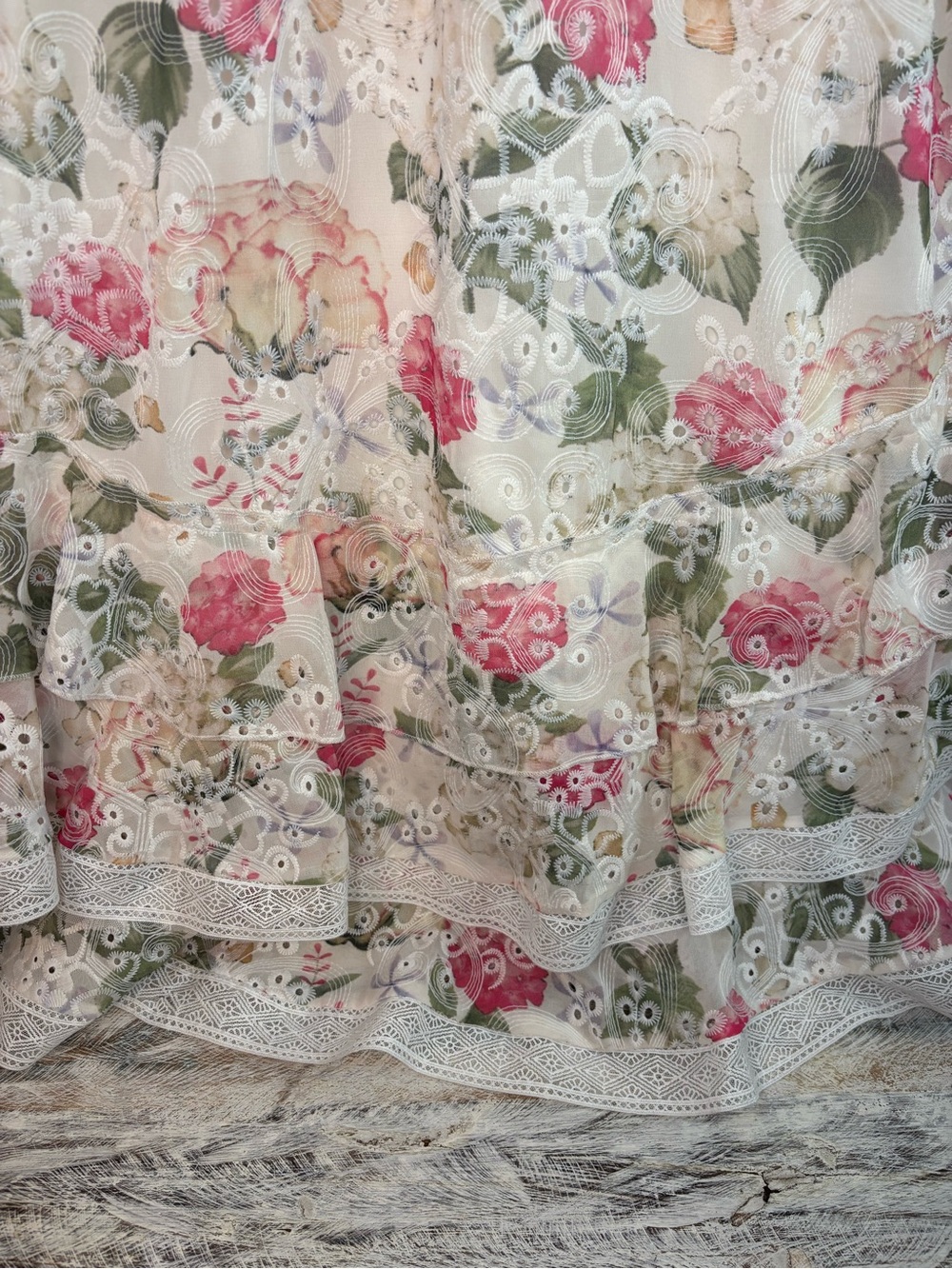 Giani Binni Moditi Floral Chiffon Midi Dress in Soft Ivory and Pink Size 10 - Picture 5 of 9